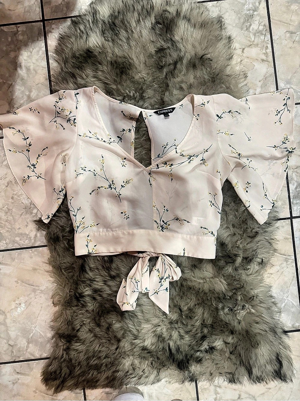 Express Floral Tie Back Crop Top Pink & White Small